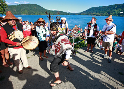 TSLEIL-WAUTUTH NATION - Squamish & Tsleil-Waututh Nations